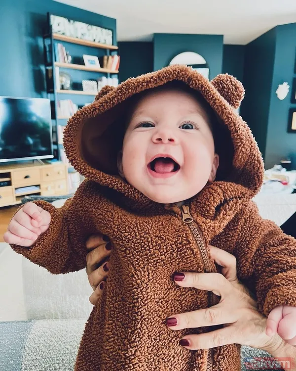 Bir Zamanlar Çukurova'nın Fekeli'si Kerem Alışık'ın oğlu Sadri Alışık gönlünü bakın kime kaptırdı! Yeni sevgilisi de oyuncu çıktı! - 23