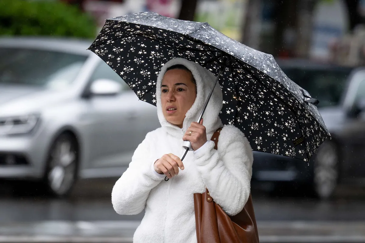 1779942247687.jpg Meteoroloji’den sağanak ve kar uyarısı: 20 il için sarı kod verildi! İstanbul, Ankara...-5
