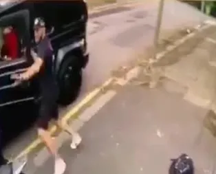 Son dakika: Mesut Özil bıçaklı saldırı girişiminden sonra ilk kez konuştu!