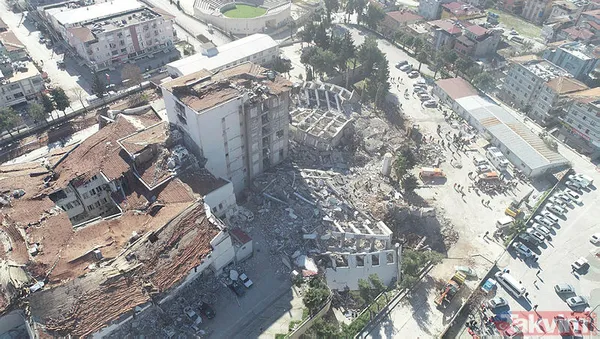 Kıvanç Tatlıtuğ'dan ilk açıklama: "Hayatımda kalbim hiç bu kadar ağrımadı" Deprem felaketinin başından bu yana sessiz kalan Kıvanç meğer... - 4