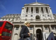 İngiliz ekonomisine koronavirüs darbesi! Yüz binlerce kişi işsiz kaldı