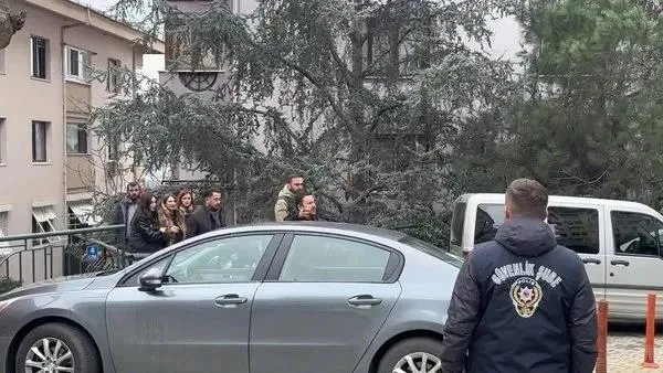 İslam'a ve Kur'an'a hakaret eden CHP'nin sapkın avukatı Feyza Altun adli kontrol şartıyla serbest bırakıldı! Başsavcılıktan karara itiraz-6