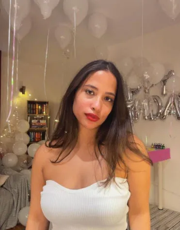 Nilüfer kara haberi duyurdu hem de doğum gününde! Nilüfer'in kızı Ayşe Nazlı doğum gününde koronavirüse yakalandı-3