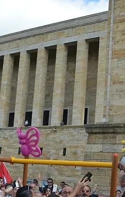 Anıtkabir'deki oyun alanı kaldırılacak
