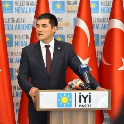 bugra-kavuncu-kimdir-kac-yasinda-nereli-iyi-partili-bugra-kavuncu-hakkinda-sok-iddialar-1603174716764.jpg Buğra Kavuncu kimdir, kaç yaşında, nereli? İYİ Partili Buğra Kavuncu hakkında şok iddialar!-4