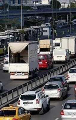 TEM'de kaza! Trafik durma noktasında