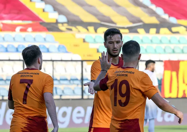galatasaray-4-2-kasimpasa-mac-ozeti-1625940522439.jpg