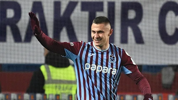 Zubkovdan sevgilerle! Fırtına derbide Ç.Rizeyi Ukraynalı yıldızının 2 golüyle devirdi