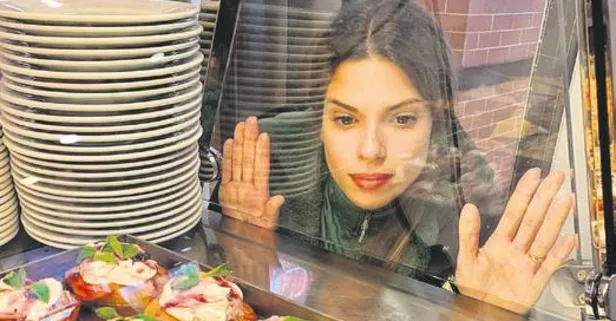 Larissa Gacemer ayvayı yedi!