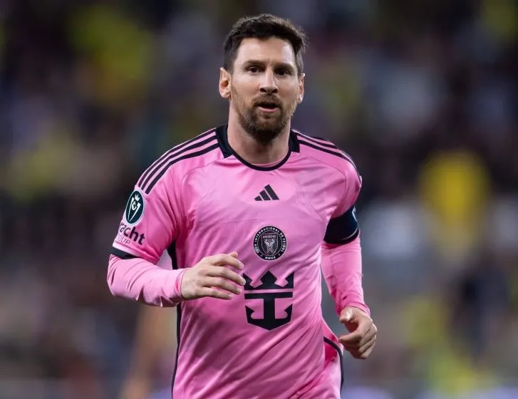 Messi’den tarihi asist