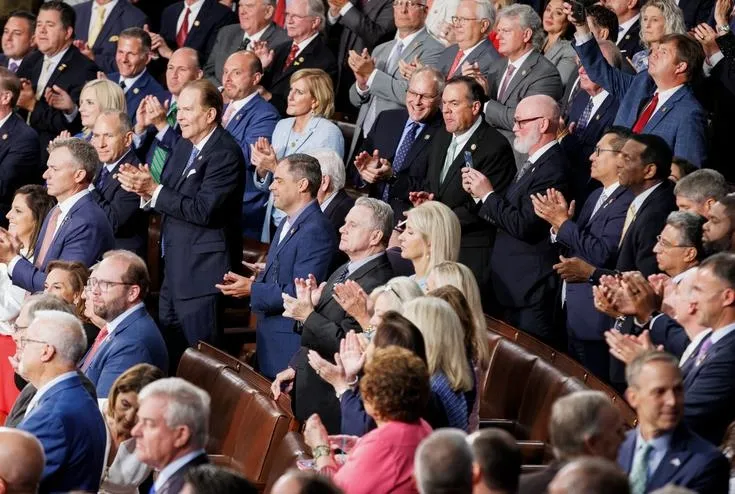 ABD’de kukla gösterisi…