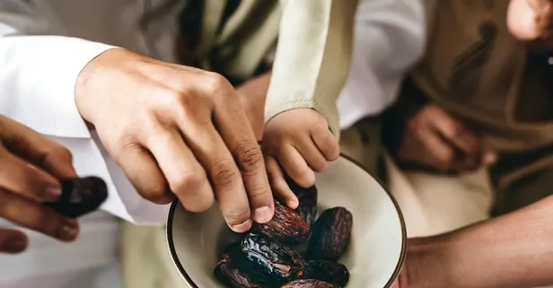 Oruçluyken sigara dumanı olan ortamda bulunmak orucu zayıflatır mı? Oruçluyken sigara dumanı gelmesi orucu bozar mı?