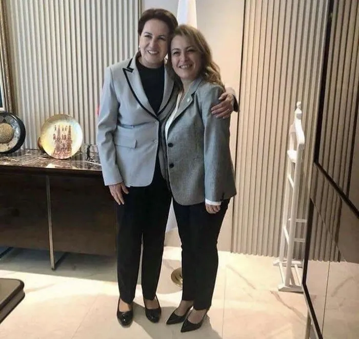 iyi-partide-ustu-duzey-chp-istifasi-is-birliginin-reddi-bardagi-tasiran-damla-oldu-1701871150269.jpeg 'Maskeli balo' isteyen ceketi alıyor! İYİ Parti'de üst düzey 'CHP' istifası: "İş birliğinin reddi bardağı taşıran damla oldu"-4