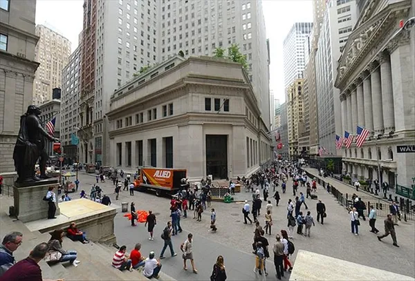 yuksek-enflasyona-karsi-faize-sarilan-ulkeler-issizlikle-sarsiliyor-teknoloji-sirketleri-binlerce-calisanini-k-1670836758520.jpg Yüksek enflasyona karşı faize sarılan ülkeler işsizlikle sarsılıyor: Teknoloji şirketleri binlerce çalışanını kapı önüne koydu-6