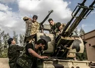 Son dakika: Libya ordusu, darbeci Hafter milislerine yakıt taşıyan araçları imha etti