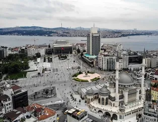 Atatürk Kültür Merkezi ve Taksim Camii Taksim meydanının yeni silüetini oluşturdu