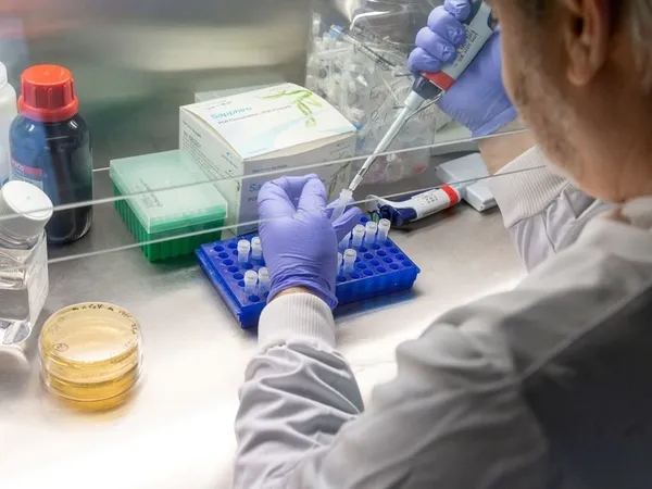 Trump'a kötü haber! Kovid-19 aşısı başkanlık seçimlerine yetişmeyecek!-6