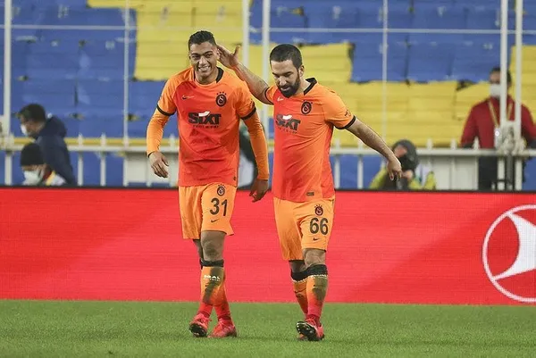 galatasarayin-misirli-yildizi-mostafa-mohamed-kadikoyu-yikti-tarihe-gecti-1612739916817.jpeg Galatasaray'ın Mısırlı yıldızı Mostafa Mohamed, Kadıköy’ü yıktı tarihe geçti!-3