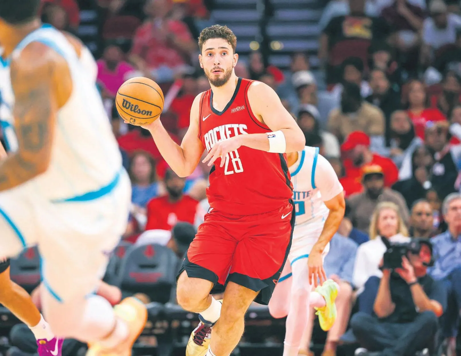 Sözleşmeyi kaptı ilk maçında coştu