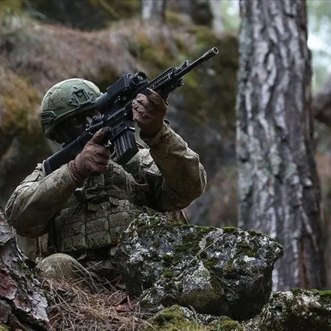 Son dakika: Kuzey Irakta PKKya darbe! Batman Serzan Mava kod adlı terörist Ferit Yüksel imha edildi