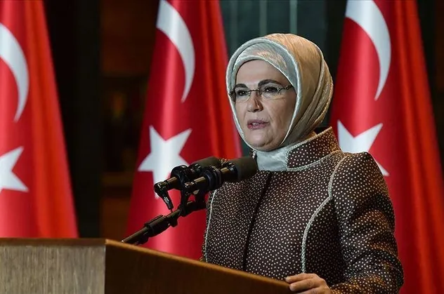 Emine Erdoğan'dan Kadir Gecesi mesajı