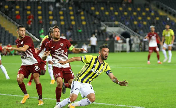 kadikoyde-gol-sesi-yok-ms-fenerbahce-0-0-hatayspor-1600714915795.jpg
