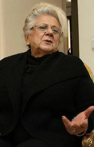 TBMM kara lekeyi sildi! Adnan Menderes’in gelini Ümran Menderes: Keşke Aydın da bugünleri görebilseydi