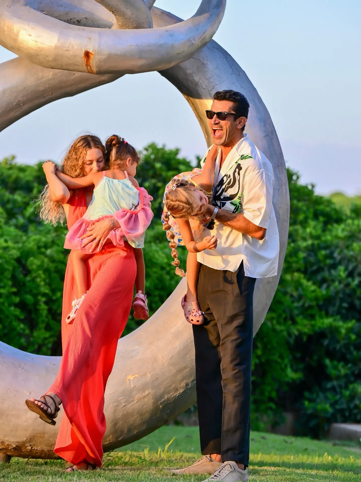 Ekranda A.B.İ evde baba! Sinem Kobal ve Kenan İmirzalıoğlu’nun masalsı aşkı - 12