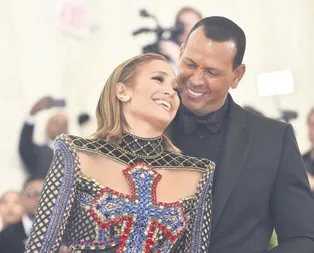 ABDli şarkıcı ve oyuncu Jennifer Lopezin beyzbolcu sevgilisi Alex Rodriguez hakkında flaş iddia!