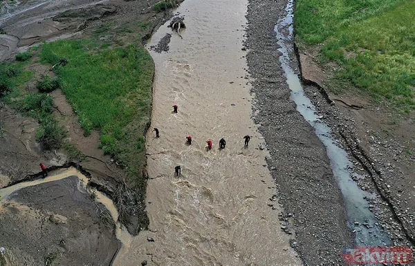 AFAD'dan Kastamonu ve Düzce'de meydana gelen sele dair son detaylar aktarılarak 7 bölge için yeni uyarı - 20