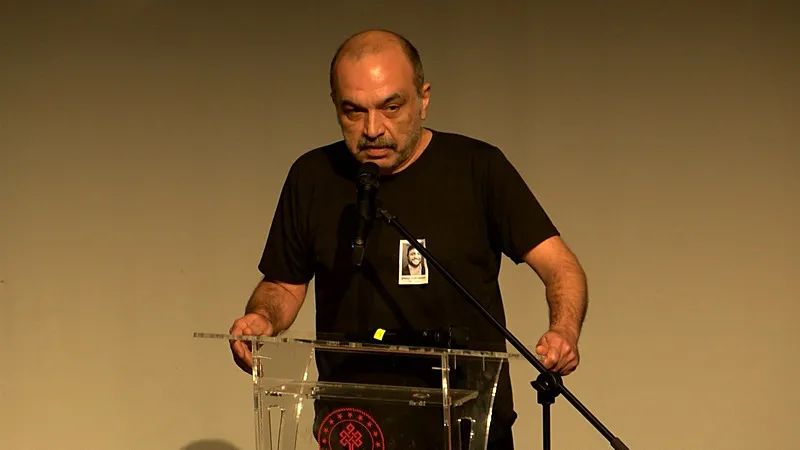 Büyük Hilmi'ye veda! Şinasi Yurtsever son yolculuğuna uğurlanıyor! - 10