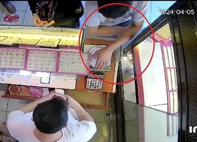 1712647891165.jpeg Mersin'de akılalmaz vahşet! 3 kişilik aileyi yakmıştı! Cinayette çarpıcı gelişme!-3