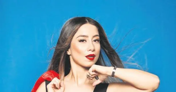 Nihan Akın'dan ABD’ye çıkarma