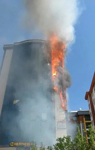 Ataşehir'de plaza yangını