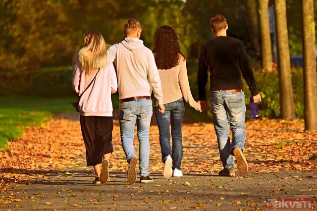 Rüyada eski okul arkadaşlarını görmek ne anlama gelir? Rüyada eski okul