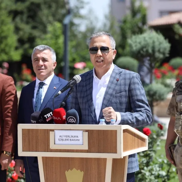 Bakan Yerlikaya’dan terörün kökünü kurutma sözü!