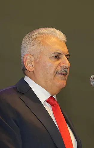 Binali Yıldırım'dan iftar davetine yanıt