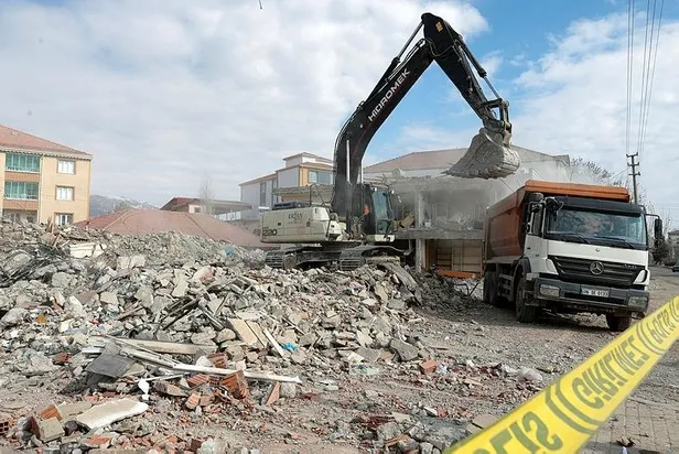 adiyamanda-deprem-sorusturmasi-yikilan-binayi-insa-eden-sirketin-2-yetkilisi-tutuklandi-1677348150071.jpeg Adıyaman'da 'deprem' soruşturması! Yıkılan binayı inşa eden şirketin 2 yetkilisi tutuklandı-2