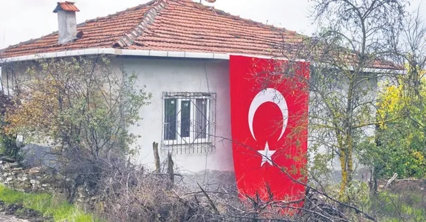 Şehit ateşi yürekleri dağladı | 20 kahraman askerimiz vatan için can verdi: Evleri Türk bayraklarıyla donatıldı