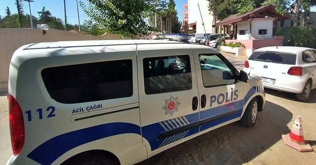 Adana’da bir polis memuru tabancasını temizlerken göğsünden vuruldu
