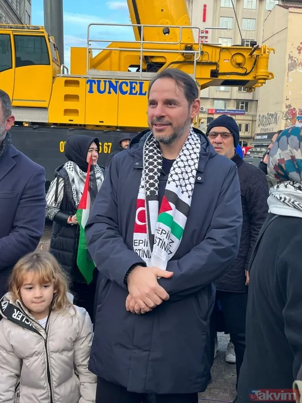 Galata'dan şehitlerimiz ve Filistin için dünyaya haykırış... İsimleri tek tek okundu | Tarihi günden tarihi kareler! - 11