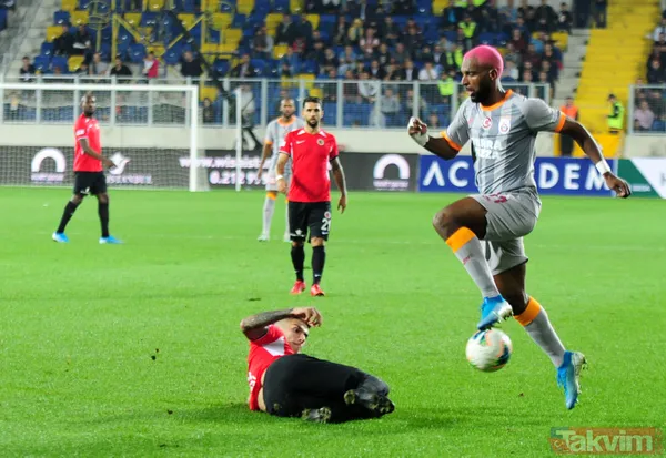 Galatasaray taraftarından Fatih Terim'e büyük tepki: Sorun Levent hocada değilmiş - 49