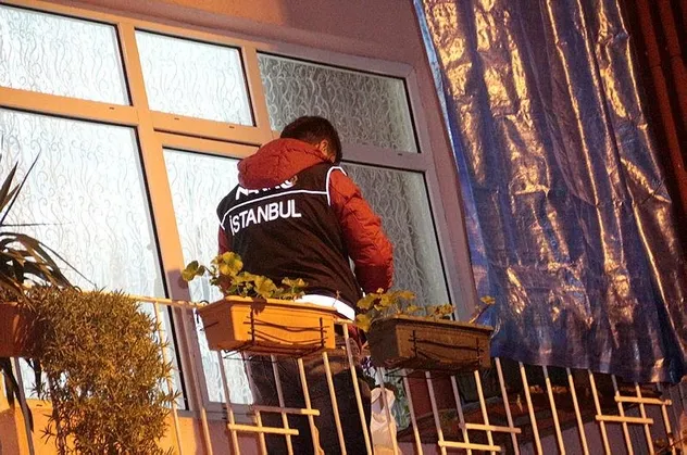 Youtuber kardeşlere uyuşturucudan gözaltı!