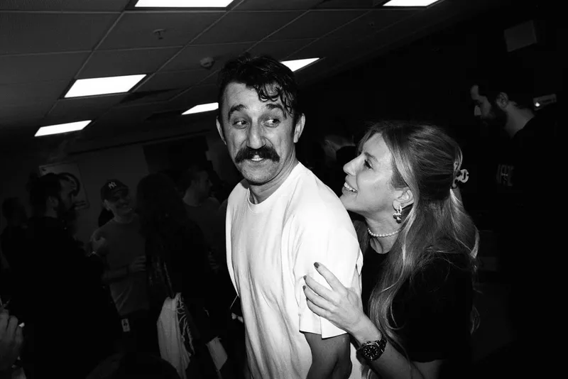 esref-ruyanin-gurdali-necip-memilinin-esinden-sahane-itiraf-6-yila-romantik-kutlama-1768993900586.jpg Eşref Rüya’nın Gürdal’ı Necip Memili’nin eşinden şahane itiraf! 6. yıla romantik kutlama-2