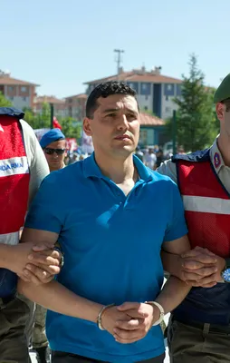 Darbeci Hakan Karakuş'tan masallar