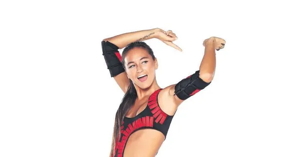 Eda Taşpınar dünya markası olma yolunda ilerliyor! İkoncan'ın son durağı Avustralya oldu