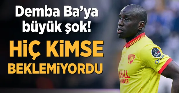 Göztepeli taraftarlar Demba Ba'yı ıslıkladı