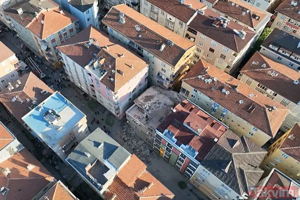 İstanbul alarm veriyor! 25 gün önce Küçükçekmece'de bugün Bahçelievler'de bina çöktü: Acil kentsel dönüşüm şart - 17
