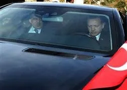 Başbakan Erdoğan cumaya götürdü