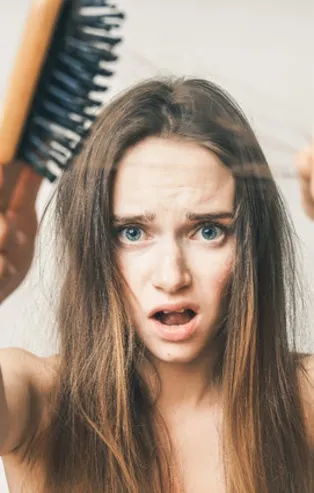Saçlar neden dökülür?